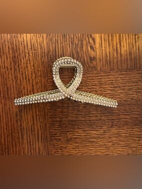 Vintage Inspired Gold Pearl & Rhinestone Claw Clip 4.5"